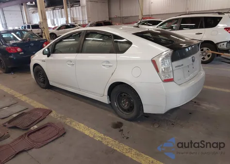2011 Toyota Prius Four z USA, uszkodzony, nr VIN JTDKN3DU1B0322433